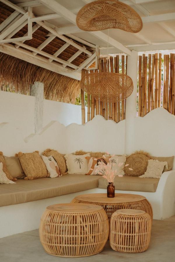 Hotel La Isla Bonita Gili Air Extérieur photo