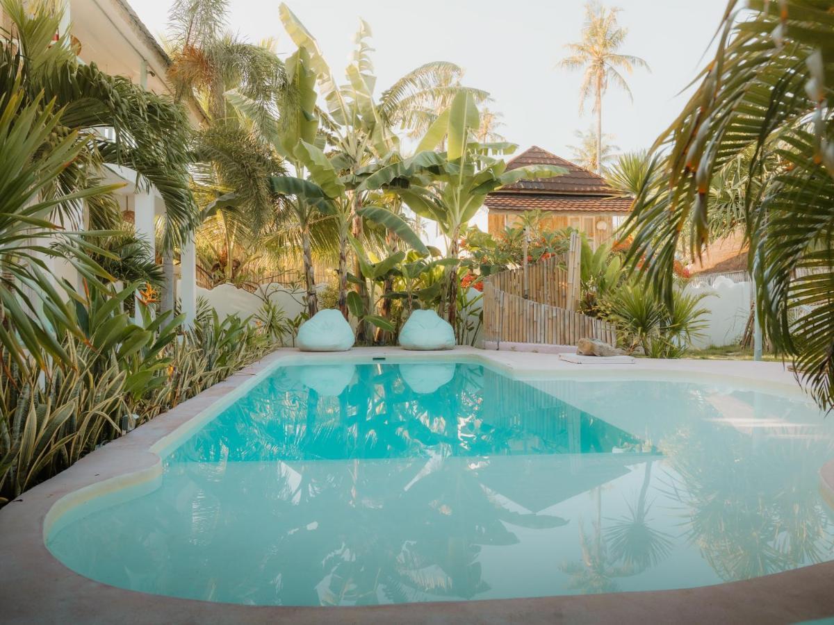 Hotel La Isla Bonita Gili Air Extérieur photo