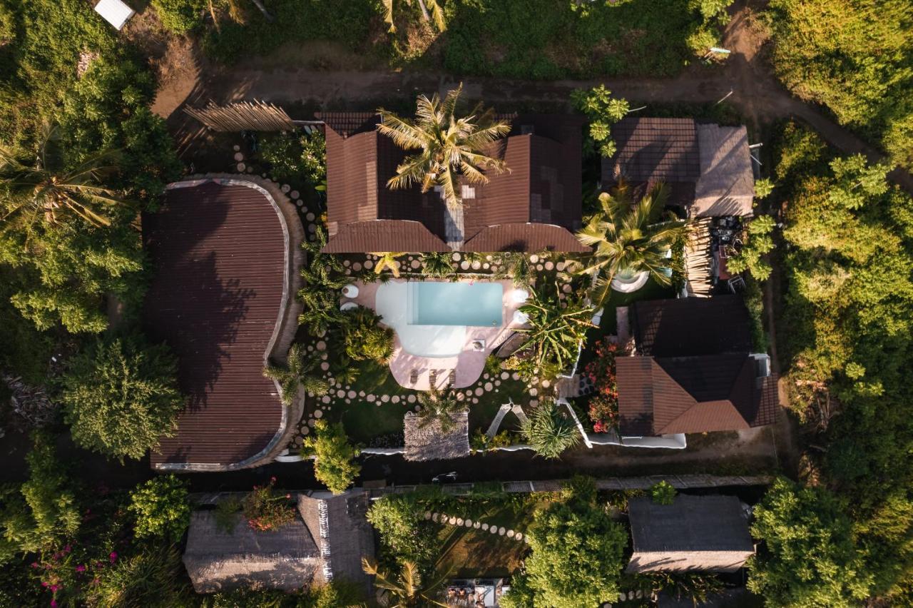 Hotel La Isla Bonita Gili Air Extérieur photo